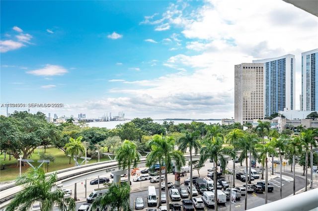 50 Biscayne Blvd 602, Miami, FL 33132