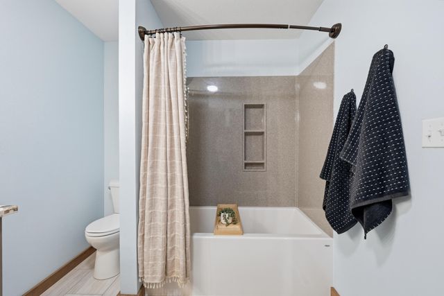 6961 County Lane 94, Carthage, MO 64836