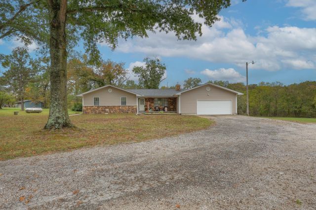 6961 County Lane 94, Carthage, MO 64836