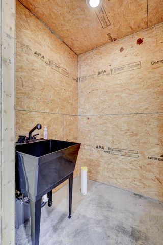 6961 County Lane 94, Carthage, MO 64836