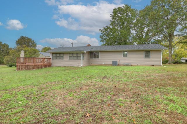 6961 County Lane 94, Carthage, MO 64836