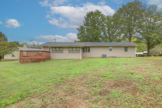 6961 County Lane 94, Carthage, MO 64836