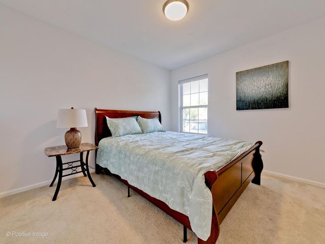 121 Commons Court, Wheeling, IL 60090