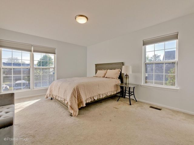 121 Commons Court, Wheeling, IL 60090