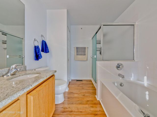 121 Commons Court, Wheeling, IL 60090
