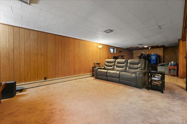 49 Atlantic Avenue, Carle Place, NY 11514