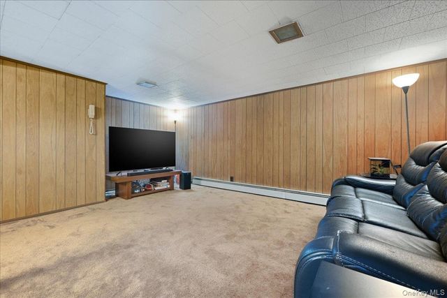 49 Atlantic Avenue, Carle Place, NY 11514