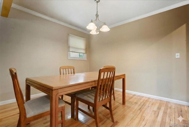 49 Atlantic Avenue, Carle Place, NY 11514