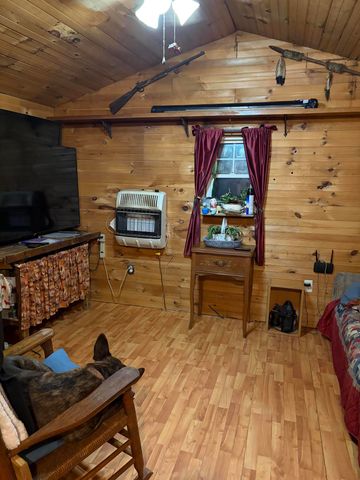 892 Pryse Road, Booneville, KY 41314
