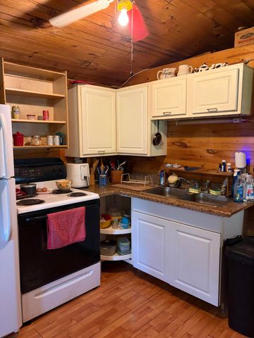 892 Pryse Road, Booneville, KY 41314