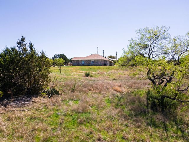 788 County Road 3100, Kempner, TX 76539