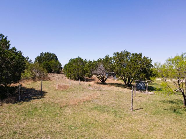 788 County Road 3100, Kempner, TX 76539