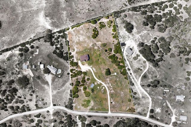 788 County Road 3100, Kempner, TX 76539