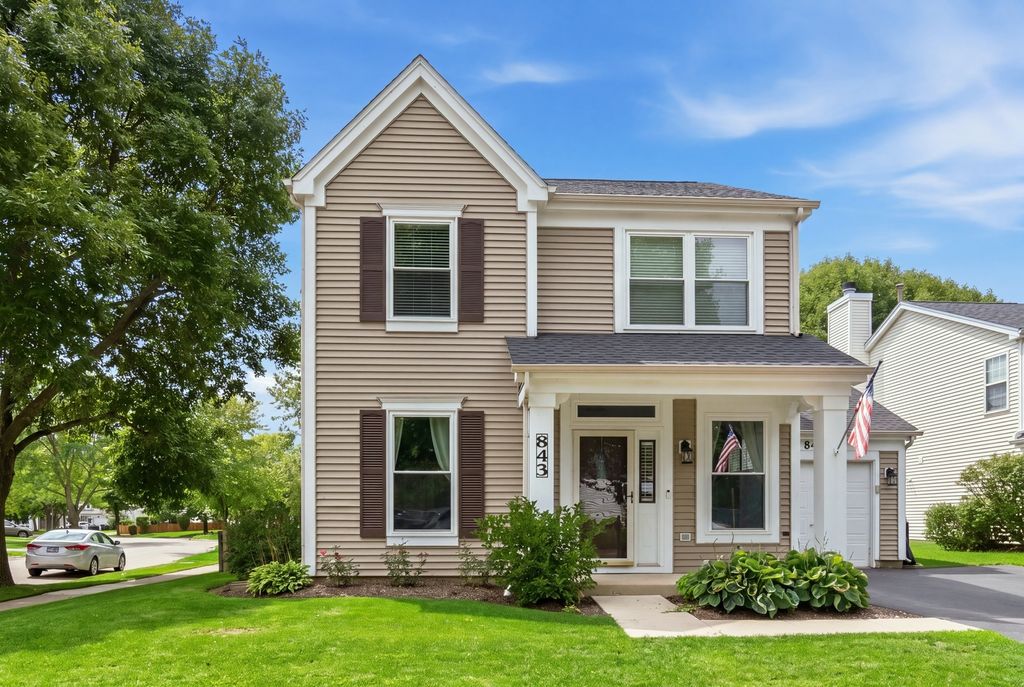 843 Newbury Court, Grayslake, IL 60030