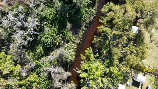 16470 B2 Daughtreys Creek, North Fort Myers, FL 33917