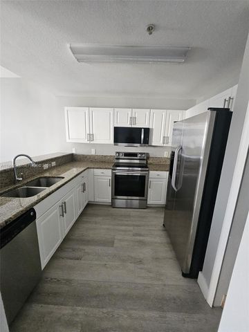 11403 NW 89th St 209, Doral, FL 33178