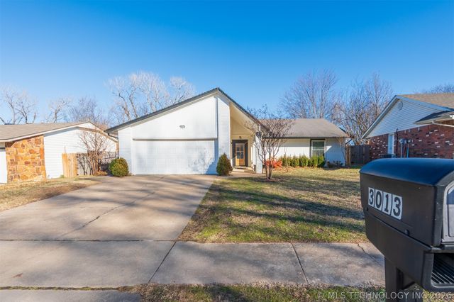 3013 S Ash Court, Broken Arrow, OK 74012