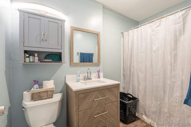 3013 S Ash Court, Broken Arrow, OK 74012