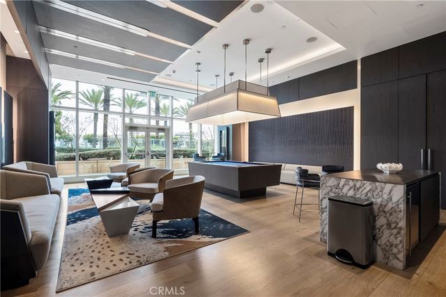 877 Francisco Street 2402, Los Angeles, CA 90017