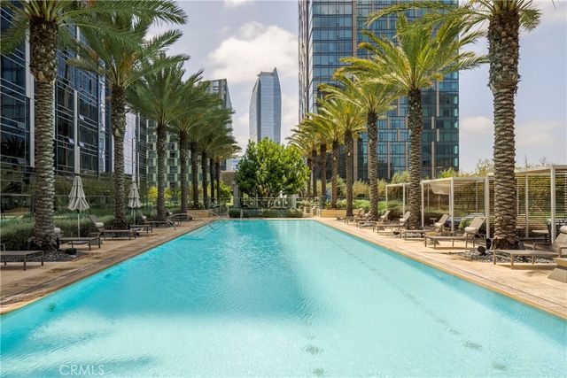 877 Francisco Street 2402, Los Angeles, CA 90017