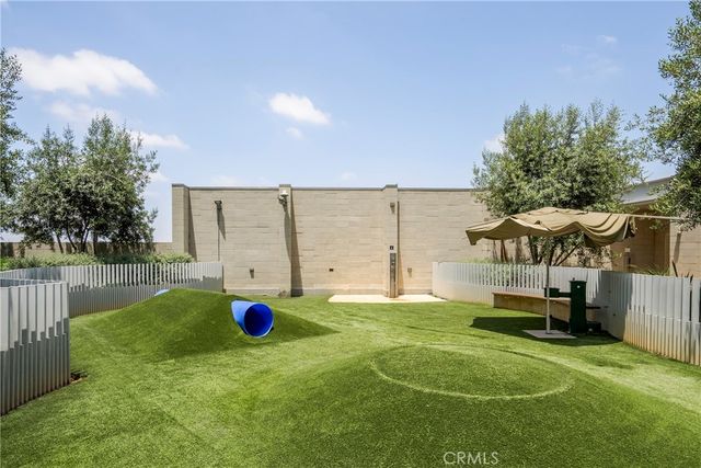 877 Francisco Street 2402, Los Angeles, CA 90017