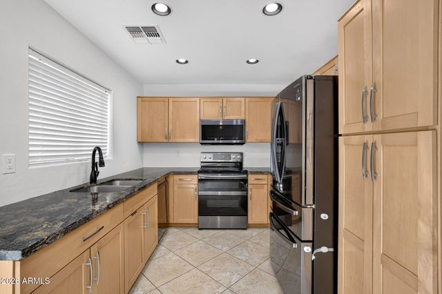 19763 N LOCKE Court, Maricopa, AZ 85138