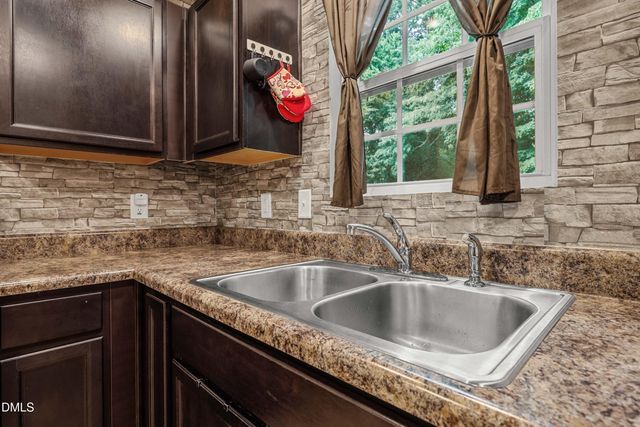406 Carrie Court, Burlington, NC 27215