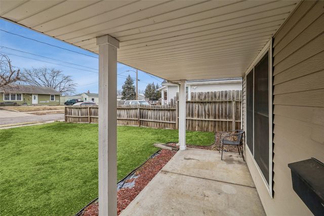 903 E 27th Court, Des Moines, IA 50317