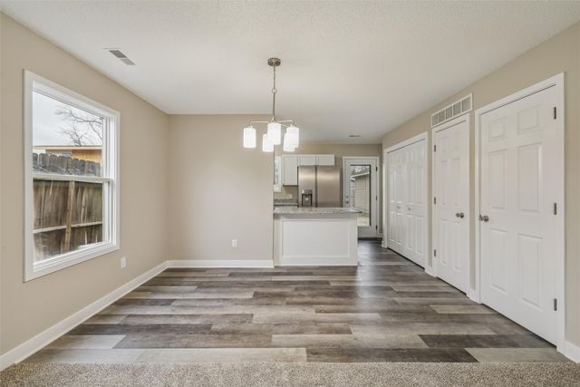 903 E 27th Court, Des Moines, IA 50317