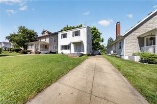 378 Hillwood Drive, Akron, OH 44320