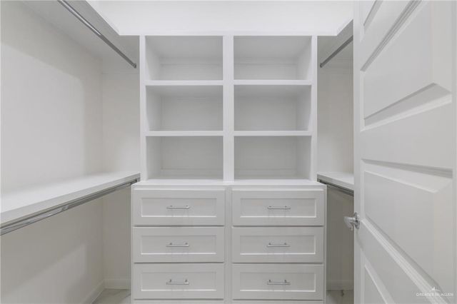 3704 S Apex Street, Edinburg, TX 78542