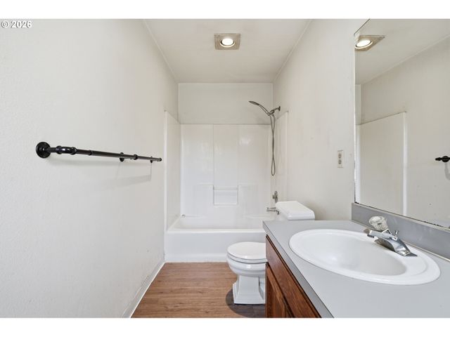 12207 Ne 103RD Ave, Vancouver, WA 98662