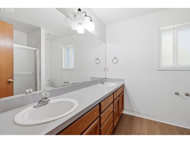 12207 Ne 103RD Ave, Vancouver, WA 98662