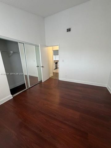 3413 NW 44th St 202, Oakland Park, FL 33309