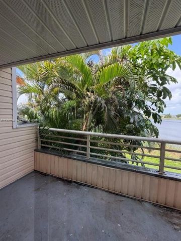 3413 NW 44th St 202, Oakland Park, FL 33309