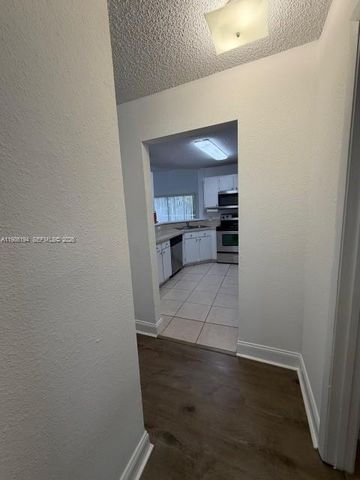 3413 NW 44th St 202, Oakland Park, FL 33309