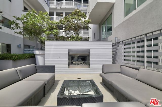 1700 Sawtelle Boulevard 210, Los Angeles, CA 90025