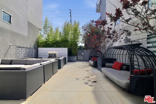 1700 Sawtelle Boulevard 210, Los Angeles, CA 90025
