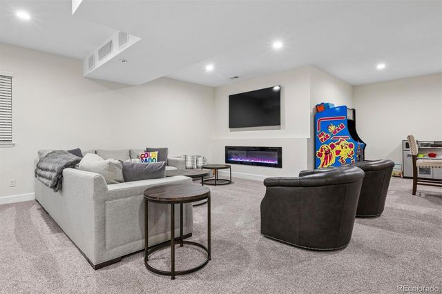 7438 S Pennsylvania Street, Littleton, CO 80122