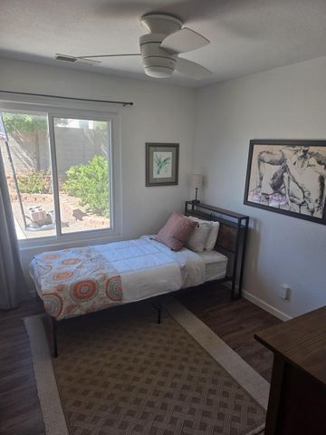 4215 Skyview Crest Road NW, Albuquerque, NM 87114