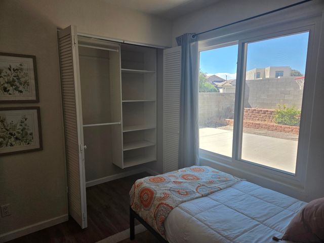 4215 Skyview Crest Road NW, Albuquerque, NM 87114