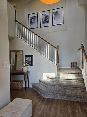 4215 Skyview Crest Road NW, Albuquerque, NM 87114