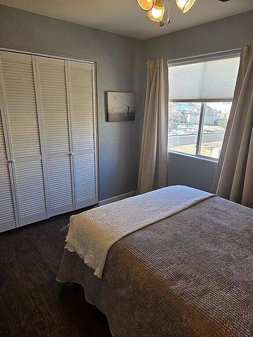 4215 Skyview Crest Road NW, Albuquerque, NM 87114