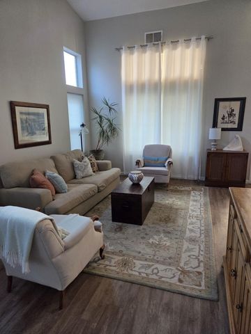 4215 Skyview Crest Road NW, Albuquerque, NM 87114