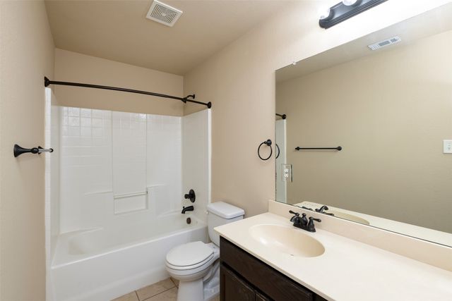 365 Orbit Drive, Lavon, TX 75166