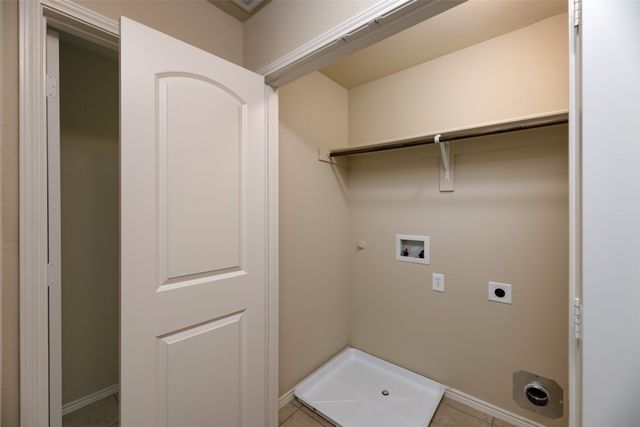 365 Orbit Drive, Lavon, TX 75166