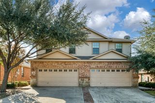 365 Orbit Drive, Lavon, TX 75166