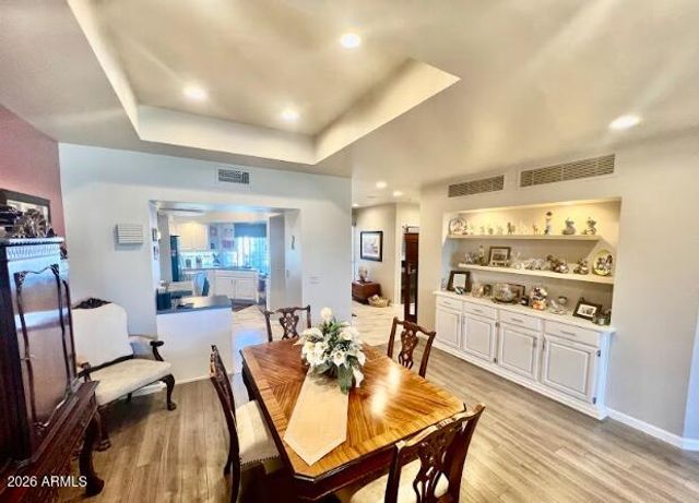 902 W GLENDALE Avenue 212, Phoenix, AZ 85021