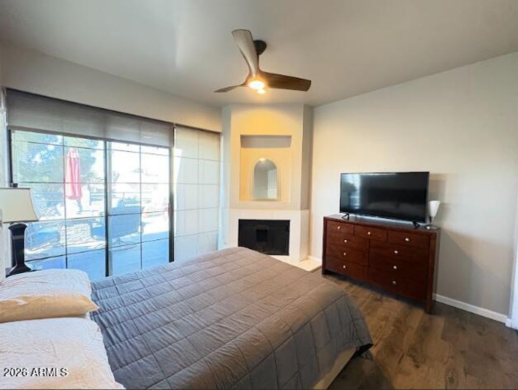 Image 24 of property listing at 902 W GLENDALE Avenue 212, Phoenix, AZ 85021