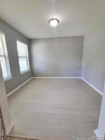 105 HINGE CHASE, Cibolo, TX 78108